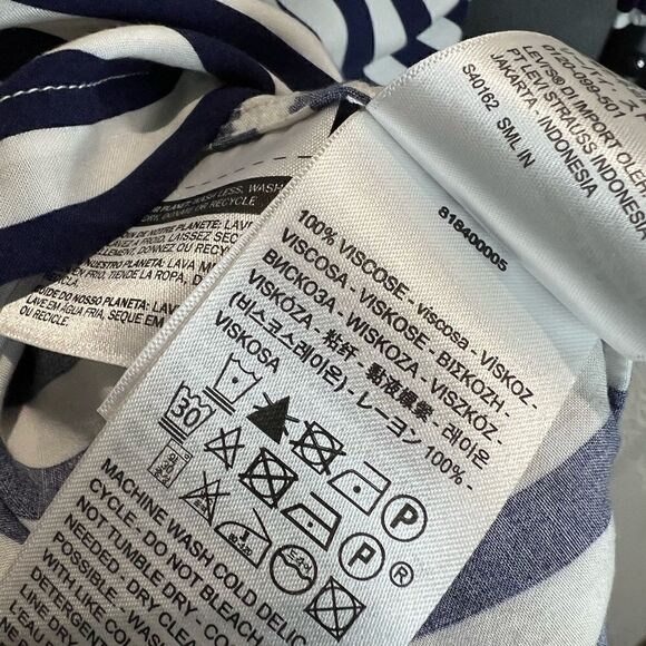 Levi’s blouse blue white stripes oversized size small - Picture 10 of 11